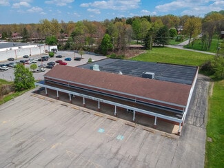 Plus de détails pour 3210 Wilmington Rd, New Castle, PA - Local commercial à vendre