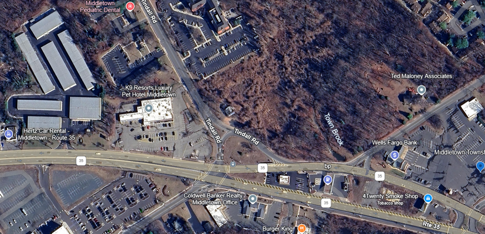 3 Tindall Rd, Middletown, NJ à vendre - Photo de l’immeuble – Image 3 sur 6