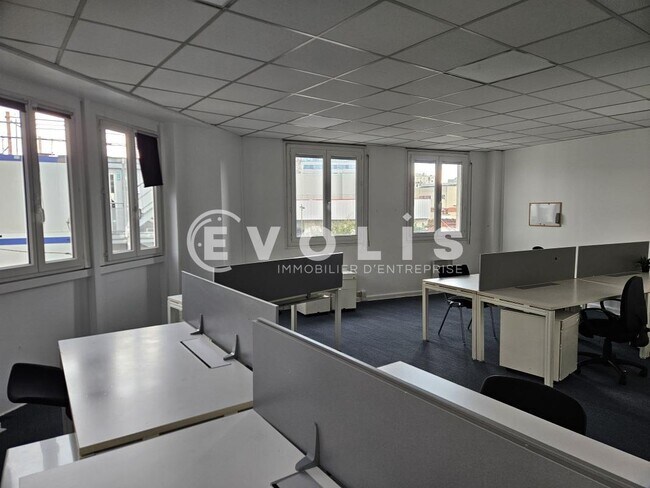 Plus de détails pour Bureau à louer
