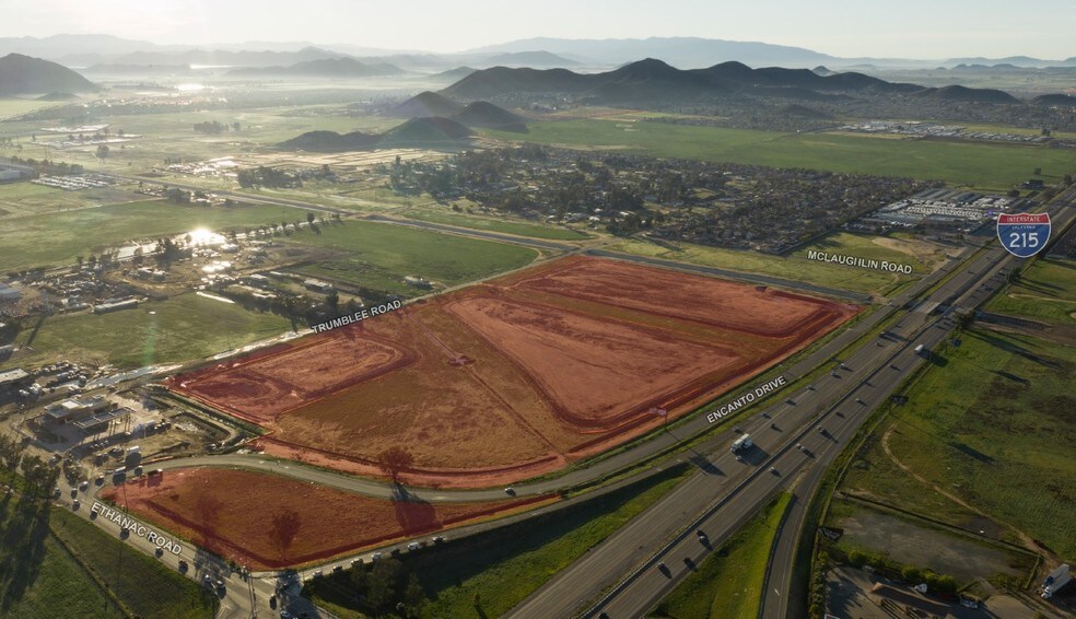 Ethanac Rd & I-215 Fwy, Perris, CA à vendre - Photo de l’immeuble – Image 2 sur 4