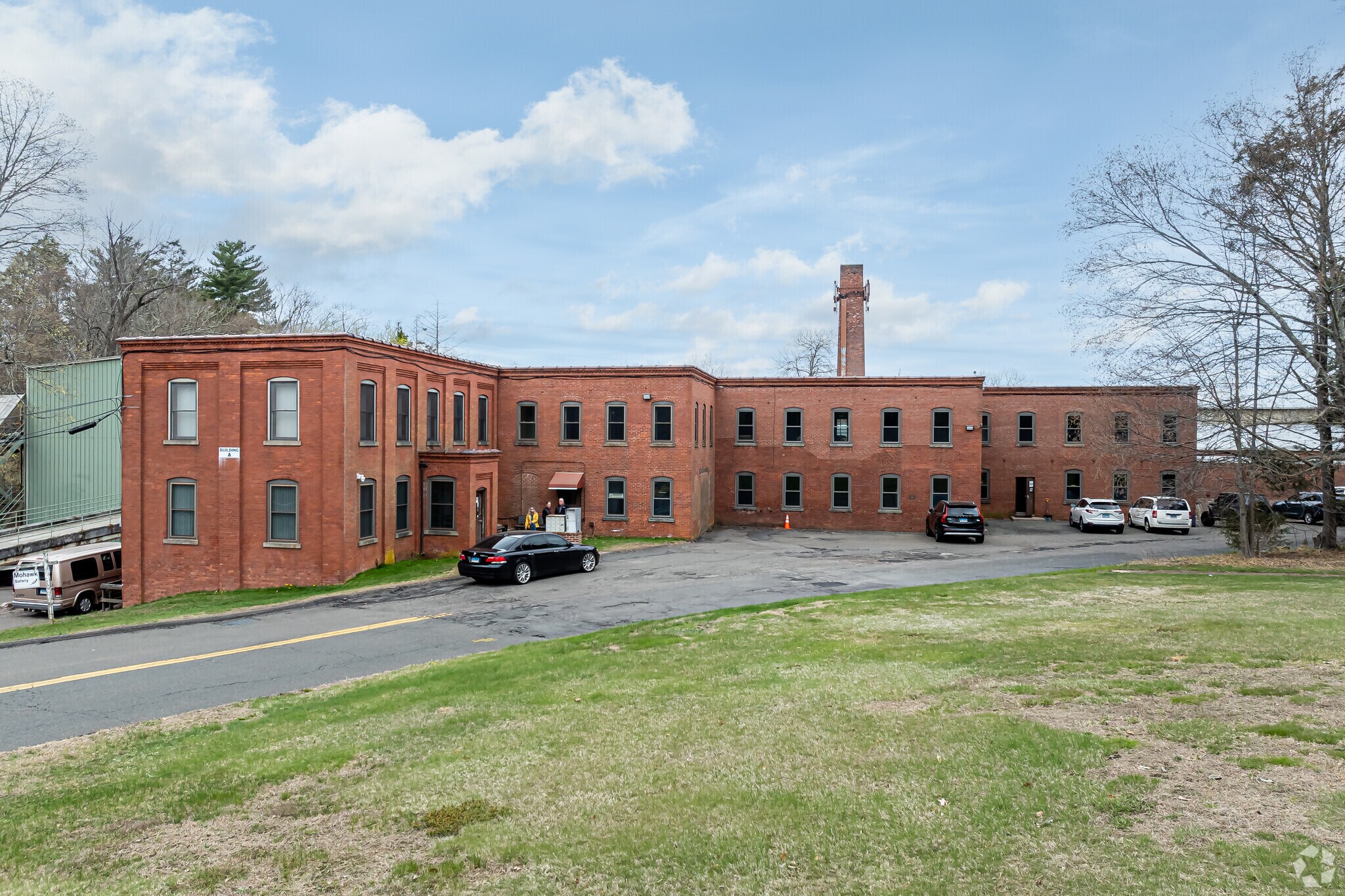 5-40 Glen Rd, Manchester, CT à louer Photo principale– Image 1 sur 49