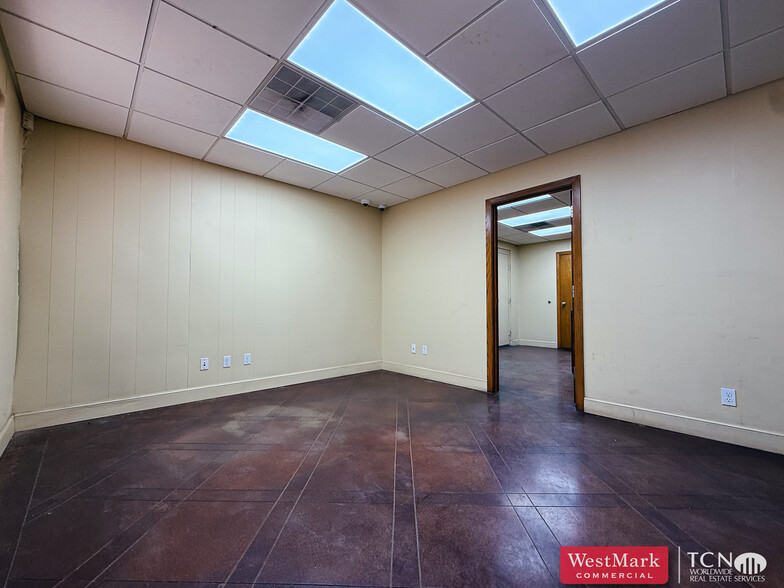 313 Paris Ave, Lubbock, TX à louer - Photo de l’immeuble – Image 2 sur 6