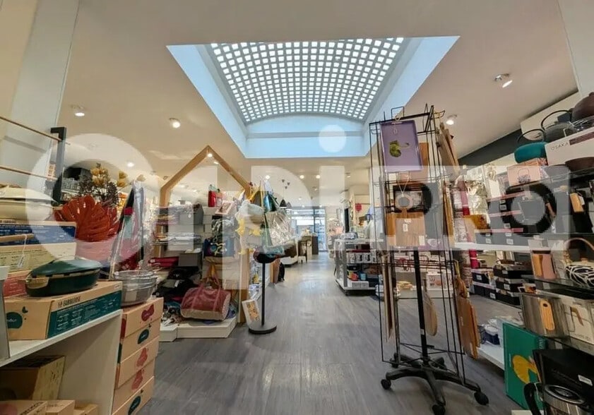 Local commercial dans Beauvais à louer - Photo intérieure – Image 3 sur 4