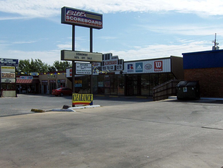 1008-1010 W Gore Blvd, Lawton, OK à vendre - Autre – Image 2 sur 10