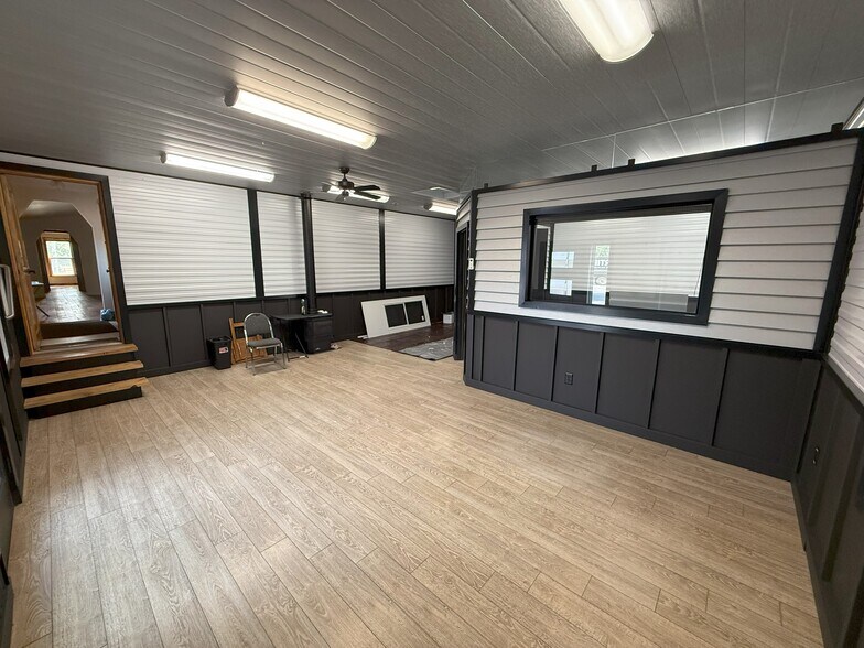 1554 Amsterdam Rd, Belgrade, MT à louer - Photo de l’immeuble – Image 2 sur 17