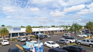 Plus de détails pour 4705-4773 NW 183rd St, Miami Gardens, FL - Local commercial à louer