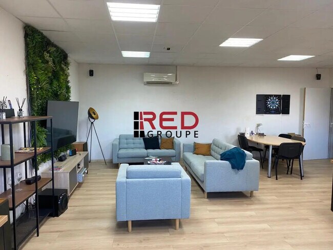 Plus de détails pour Bureau à louer