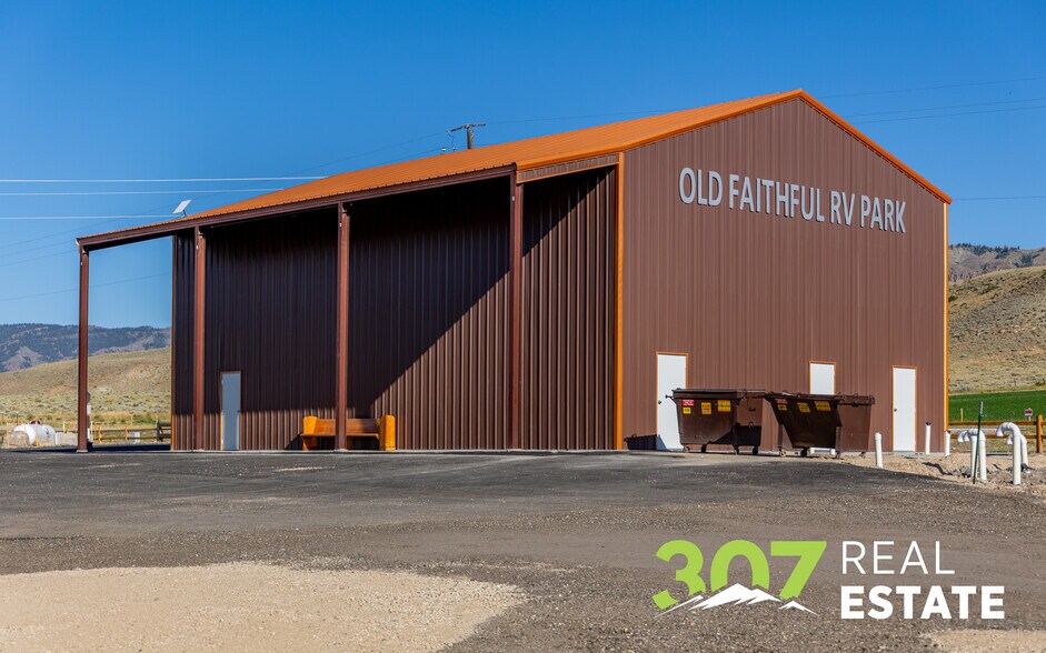 3256 N Fork Hwy, Cody, WY à vendre - Photo de l’immeuble – Image 2 sur 45