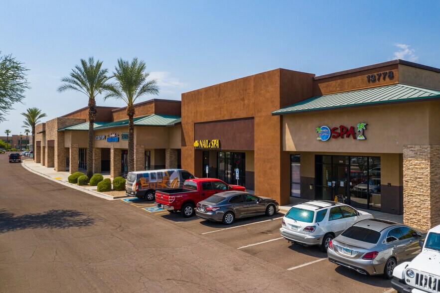 N Litchfield Rd, Goodyear, AZ à louer - Photo de l’immeuble – Image 3 sur 5