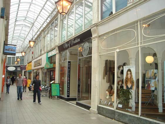 11-17A Imperial Arc, Brighton à louer - Photo de l’immeuble – Image 3 sur 8