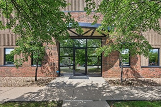 521-563 Phalen Blvd, Saint Paul, MN à louer Photo intérieure– Image 1 sur 34