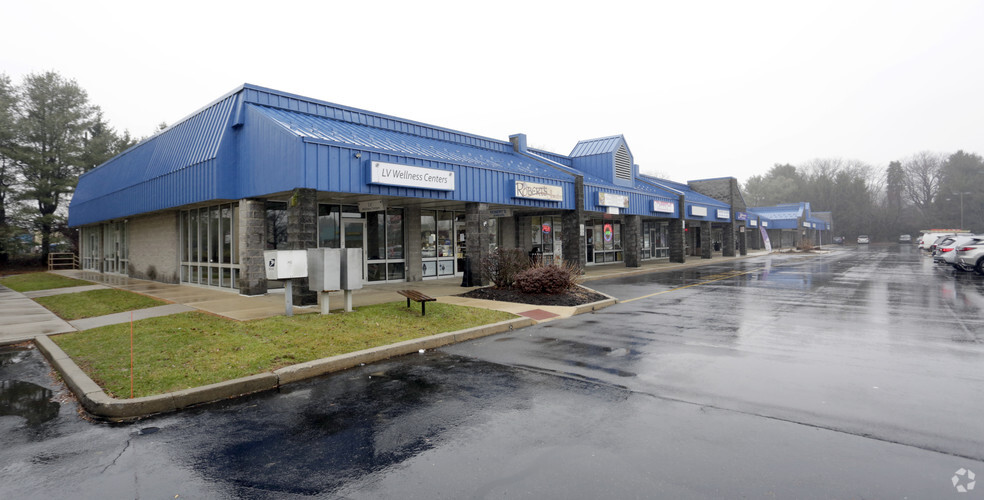 7720 Main St, Fogelsville, PA à louer - Photo de l’immeuble – Image 1 sur 1