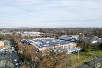 17-01 Pollitt Dr, Fair Lawn, NJ - VUE AÉRIENNE  vue de carte