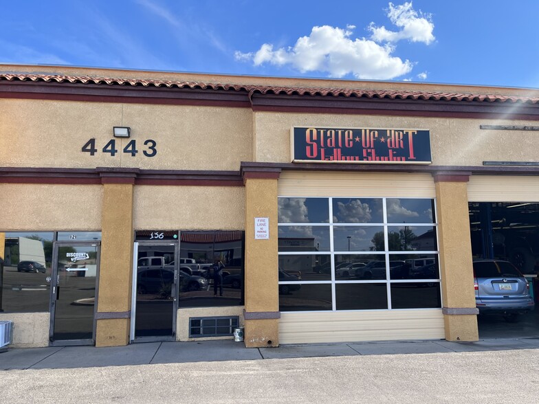 4443 W Ina Rd, Tucson, AZ à louer - Photo de l’immeuble – Image 2 sur 8
