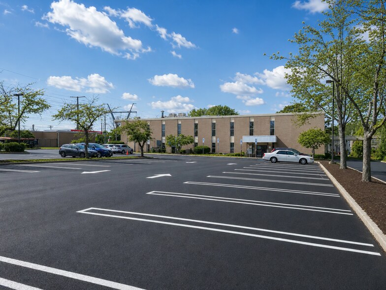 340 Main St, Madison, NJ à louer - Photo de l’immeuble – Image 3 sur 4