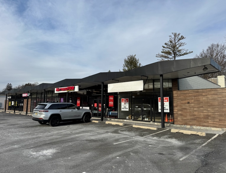 688-700 Morris Tpke, Short Hills, NJ à louer - Photo principale – Image 3 sur 10