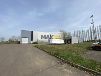 Plus de détails pour Local d'activités à louer