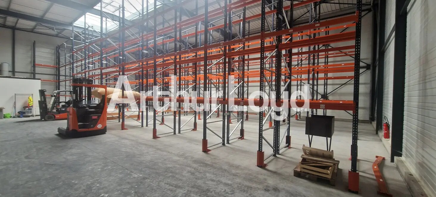 Industriel/Logistique dans Saint-André-sur-Orne à vendre Photo intérieure– Image 1 sur 6