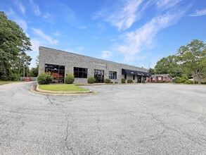 514 Hargrove Rd E, Tuscaloosa, AL à louer Photo de l’immeuble– Image 1 sur 12