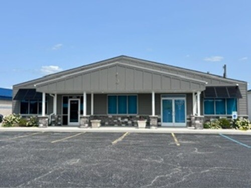 1575 S Calumet Rd, Chesterton, IN à louer - Photo principale – Image 1 sur 4