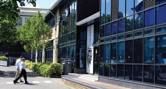 Plus de détails pour 1-7 Ryan Dr, Brentford - Bureau, Industriel/Logistique à louer