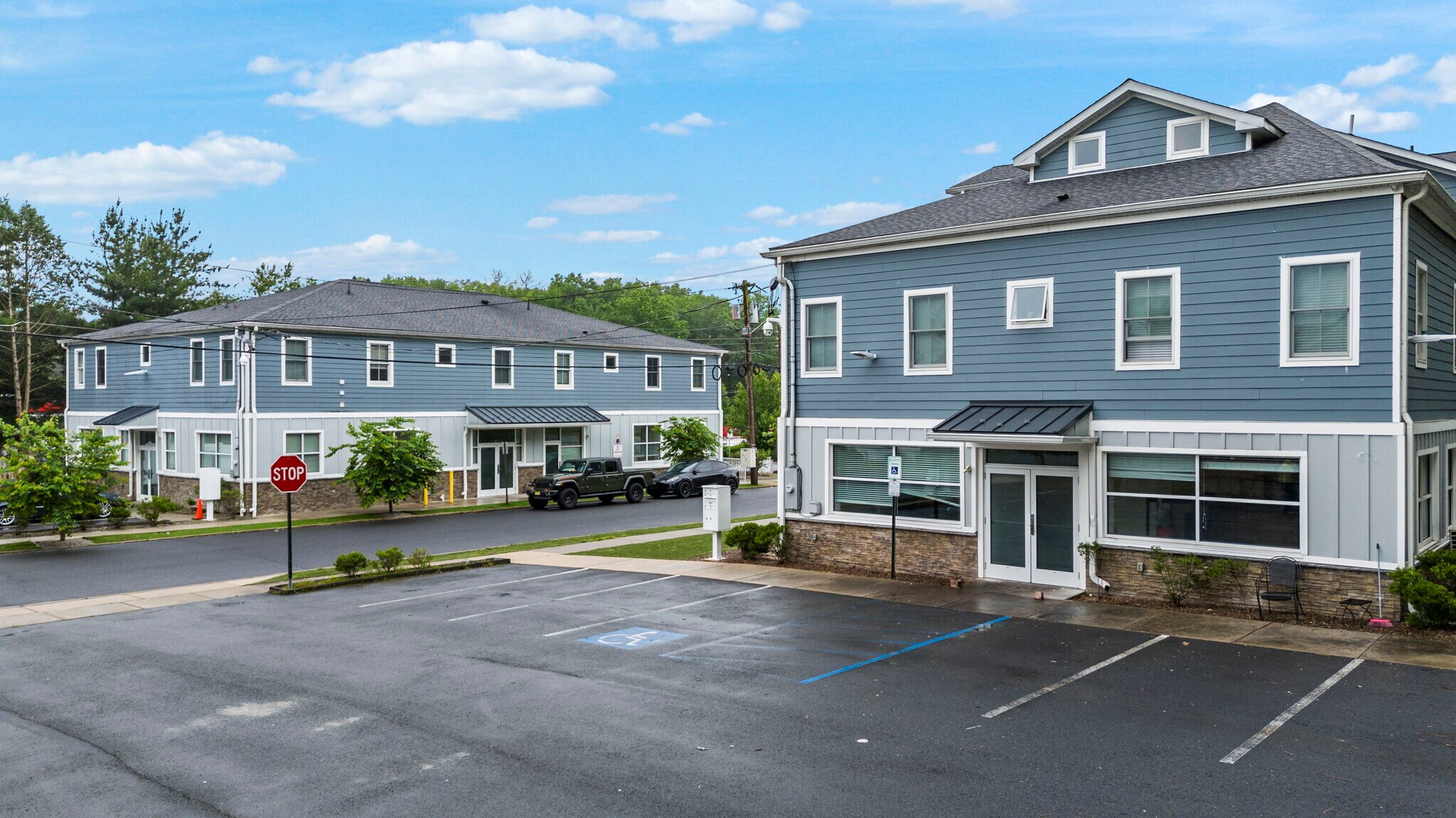 College Portfolio near TCNJ portefeuille de 2 biens à vendre sur LoopNet.fr Photo principale– Image 1 sur 54