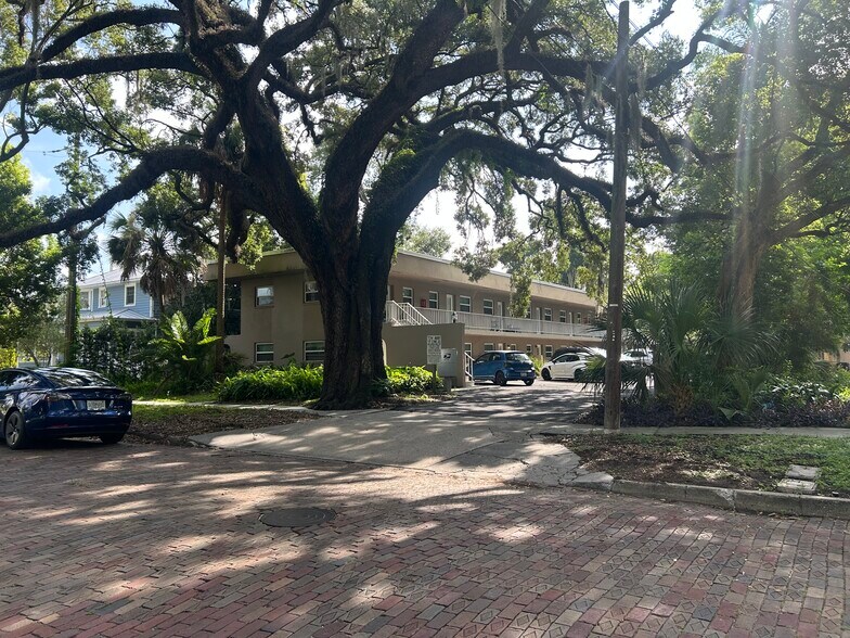 521 S Osceola Ave, Orlando, FL à vendre - Photo de l’immeuble – Image 2 sur 13
