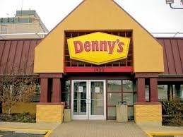 1423 S 5th St, Saint Charles, MO à louer Photo principale– Image 1 sur 2