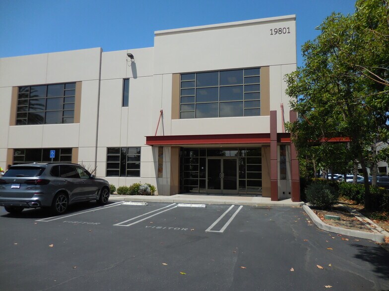19801 Hamilton Ave, Torrance, CA à louer - Photo de l’immeuble – Image 2 sur 27