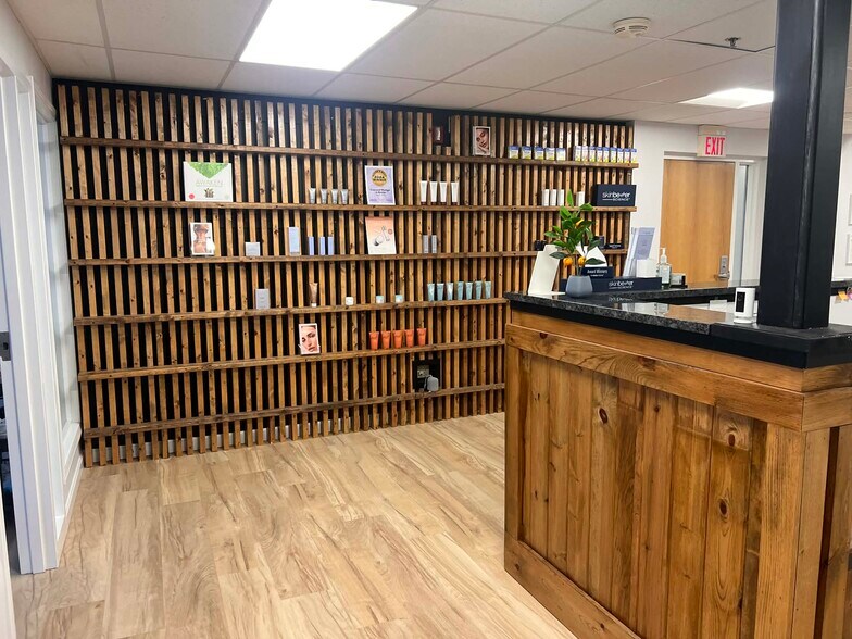 39-42 Central Sq, Keene, NH à louer - Photo principale – Image 1 sur 2
