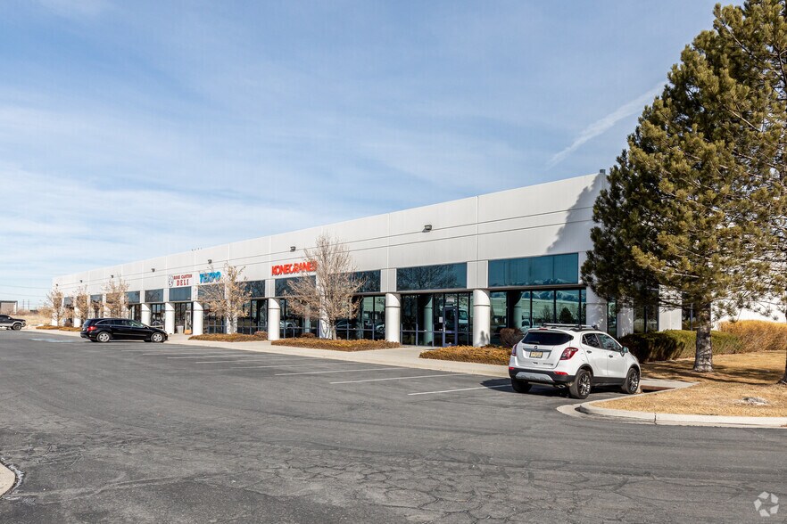 3676 W California Ave, Salt Lake City, UT à louer - Photo de l’immeuble – Image 2 sur 6