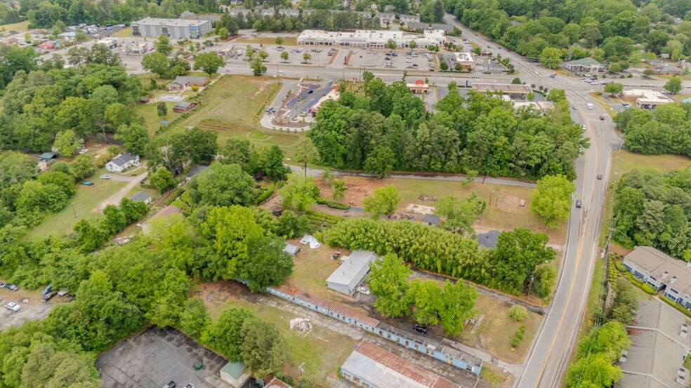 108 Hidden Hill Rd, Spartanburg, SC à vendre - Photo de l’immeuble – Image 2 sur 18