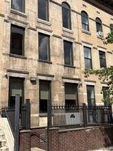 571 W 183rd St, New York, NY à louer Photo de l’immeuble– Image 2 sur 8
