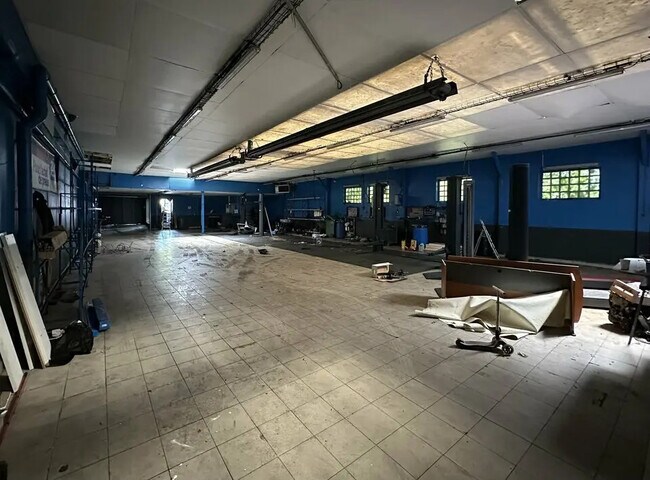 Plus de détails pour 36 Avenue Du Général Leclerc, Maisons-Alfort - Local commercial à louer