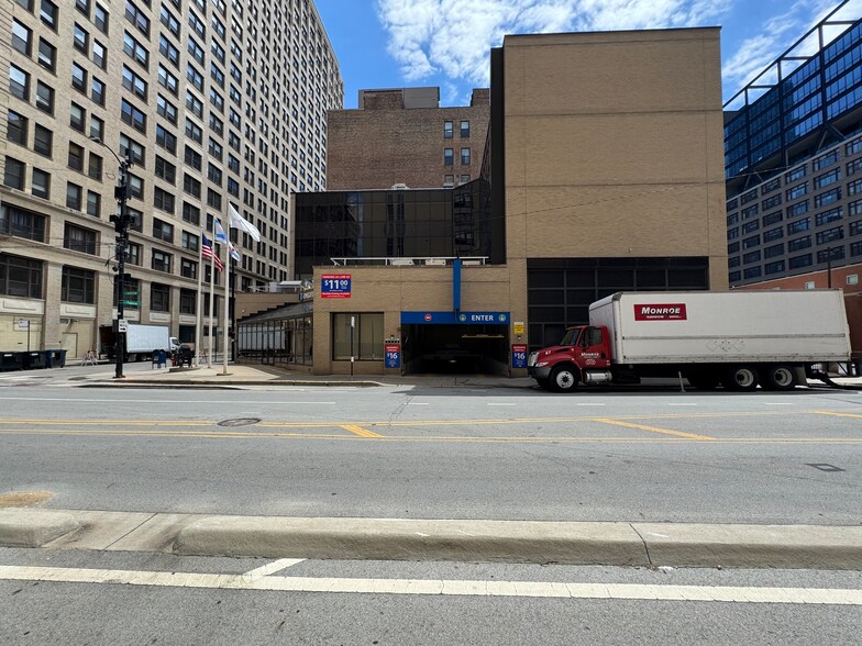 75 W Harrison St, Chicago, IL à vendre - Photo principale – Image 1 sur 13