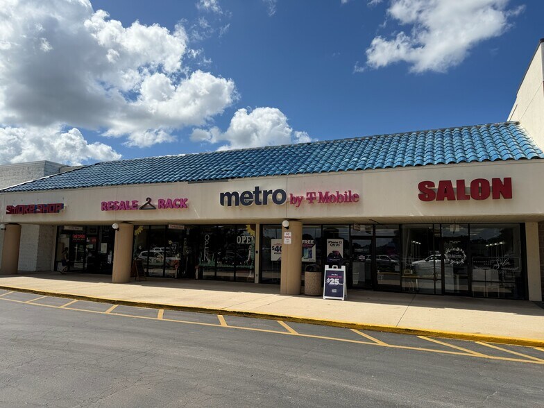 2202 N Young Blvd, Chiefland, FL à louer - Photo de l’immeuble – Image 2 sur 4
