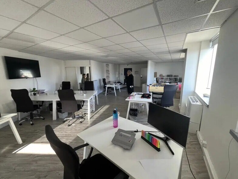 Bureau dans Nice à louer - Photo de l’immeuble – Image 3 sur 8