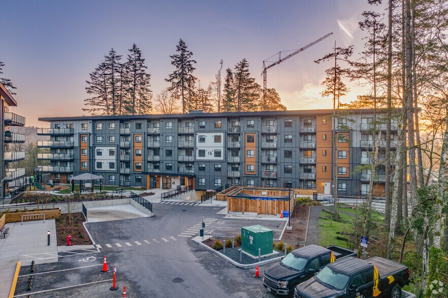 9-15 Erskine Ln, View Royal, BC à vendre - Photo de l’immeuble – Image 3 sur 30