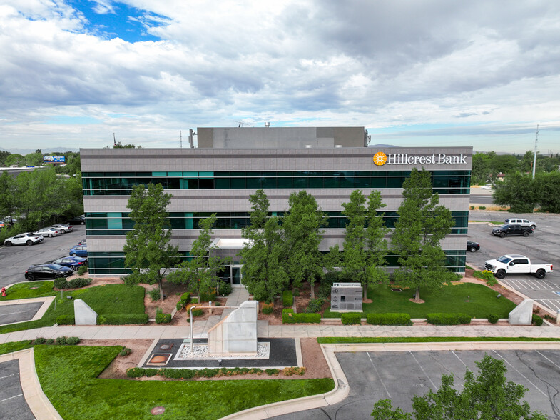 801 N 500 W, West Bountiful, UT à louer - Photo de l’immeuble – Image 1 sur 16