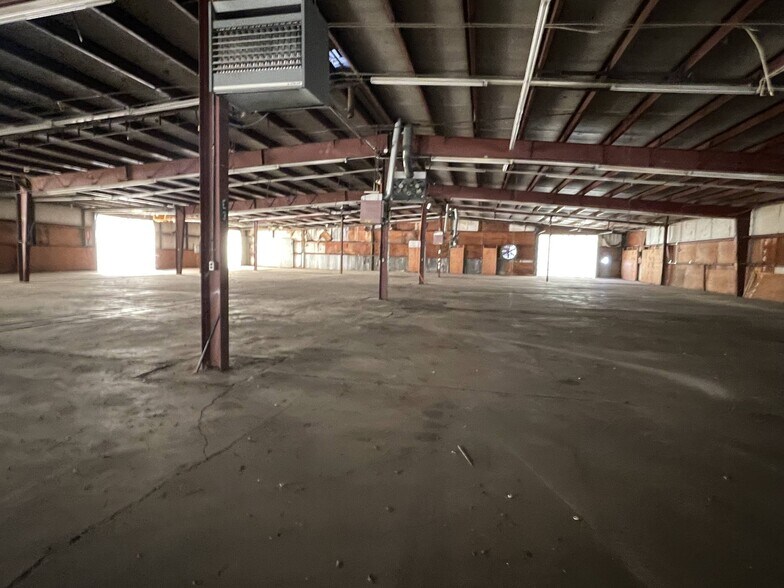 13 N Industrial Ave, Wellington, KS à vendre - Photo de l’immeuble – Image 3 sur 4