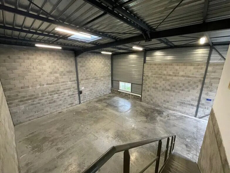 Bureau dans Chassieu à louer - Photo intérieure – Image 1 sur 3