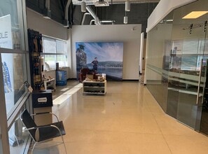 10760 25th St NE, Calgary, AB à louer Photo intérieure– Image 2 sur 5