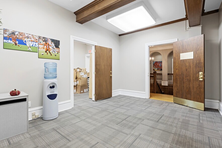 237 Metcalfe St, Ottawa, ON à vendre - Photo de l’immeuble – Image 2 sur 6