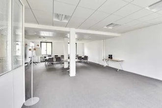 4 Avenue Du Recteur Poincaré, Paris à louer Photo intérieure– Image 2 sur 6