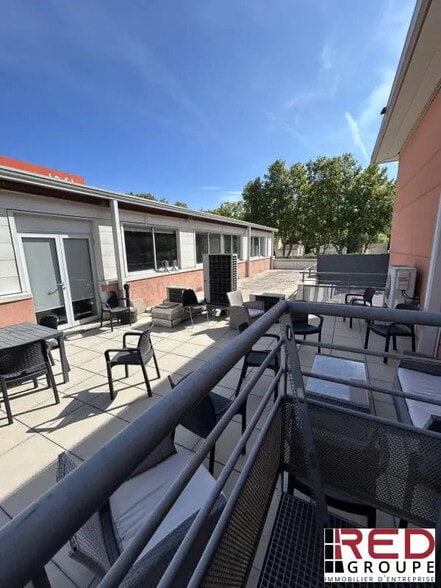 Bureau dans Aix-en-Provence à louer - Photo de l’immeuble – Image 3 sur 5