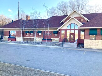 Plus de détails pour 311 Heritage Pl, Faribault, MN - Local commercial à vendre