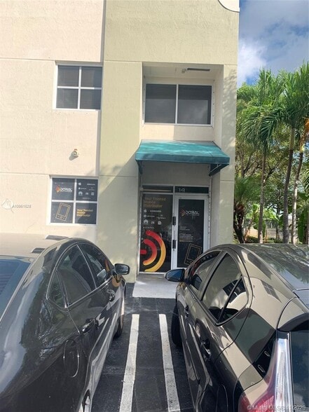 5920-5930 NW 99th Ave, Miami, FL à vendre - Photo de l’immeuble – Image 3 sur 16