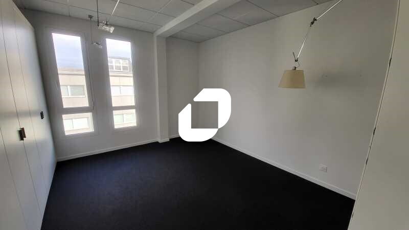 Bureau dans Mérignac à louer - Photo intérieure – Image 3 sur 8