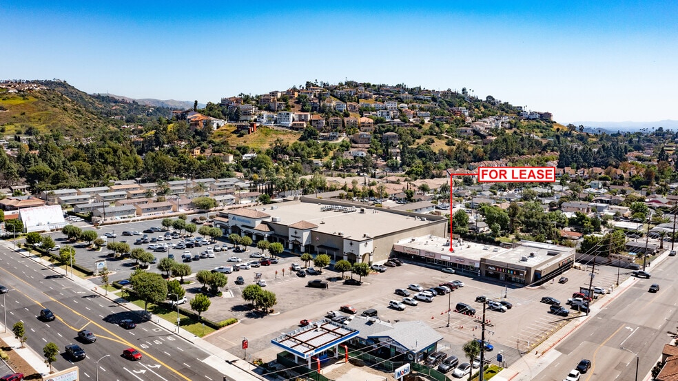 4516-4550 E Chapman Ave, Orange, CA à louer - Photo principale – Image 1 sur 2
