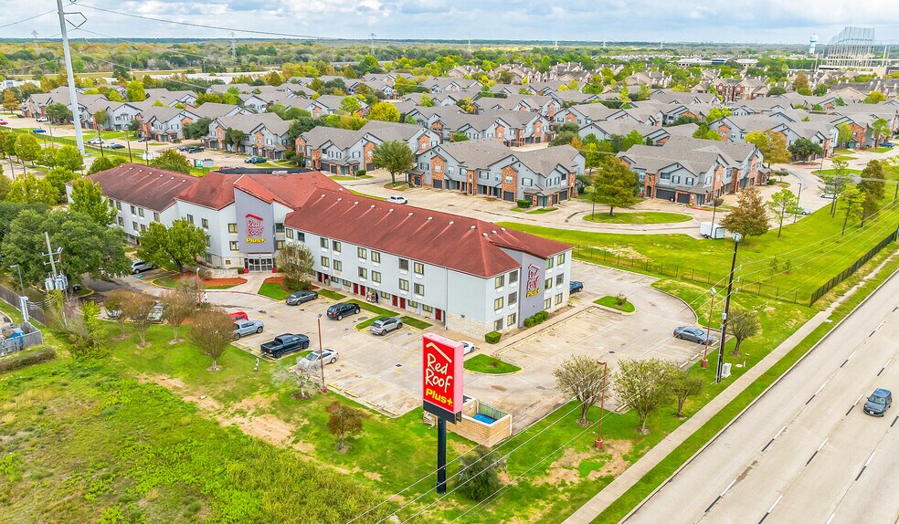 15701 Park Ten Pl, Houston, TX à vendre - Photo de l’immeuble – Image 2 sur 17